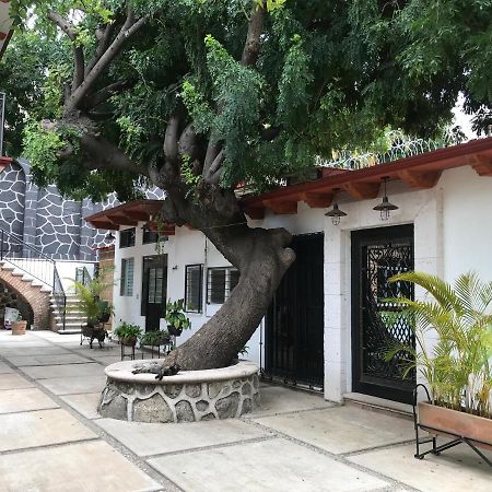 Villa Familiar El Ciruelo Cuernavaca Bagian luar foto
