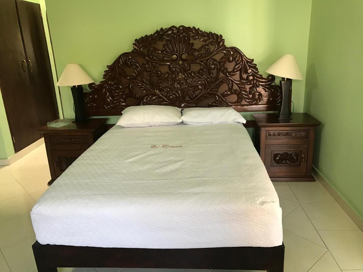 Villa Familiar El Ciruelo Cuernavaca Bagian luar foto